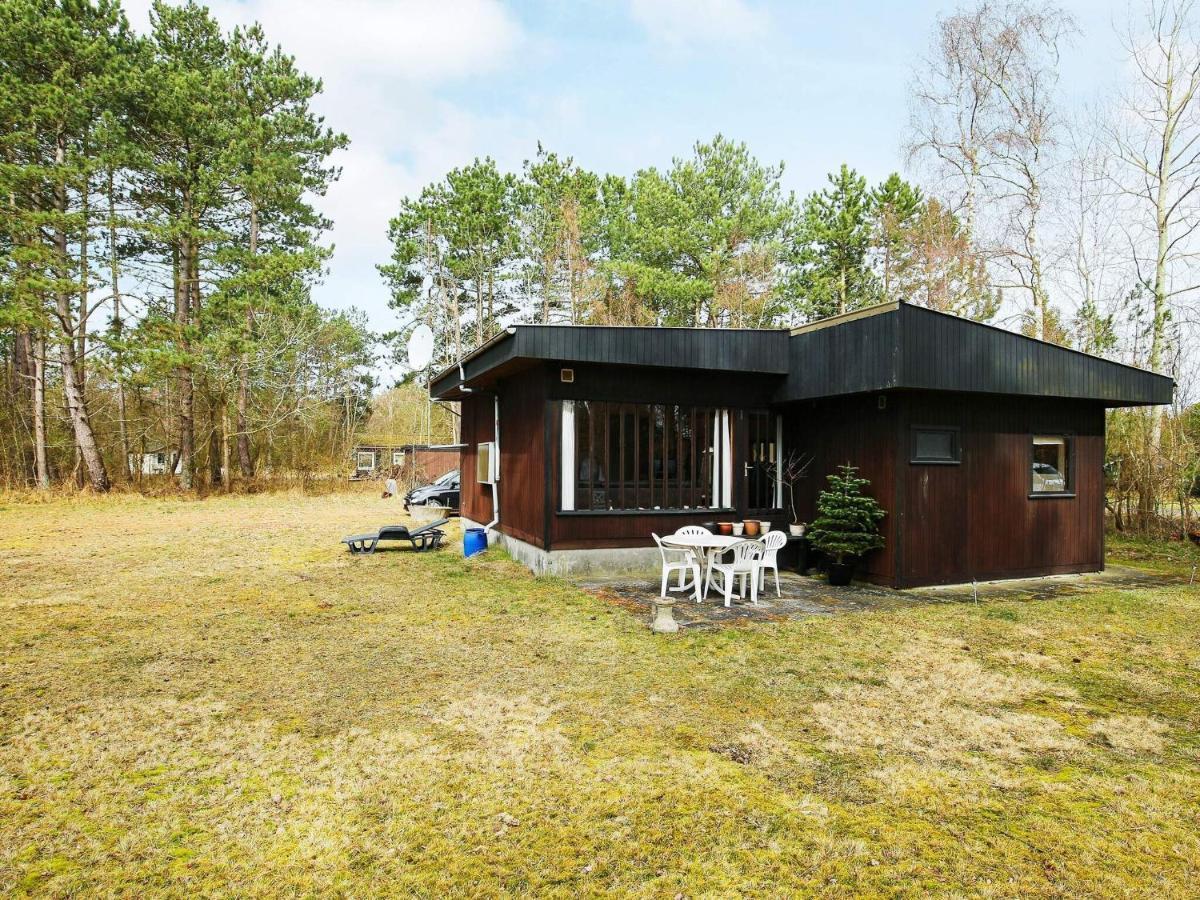 Holiday home Relaxed Holiday In R Dby Amidst Nature